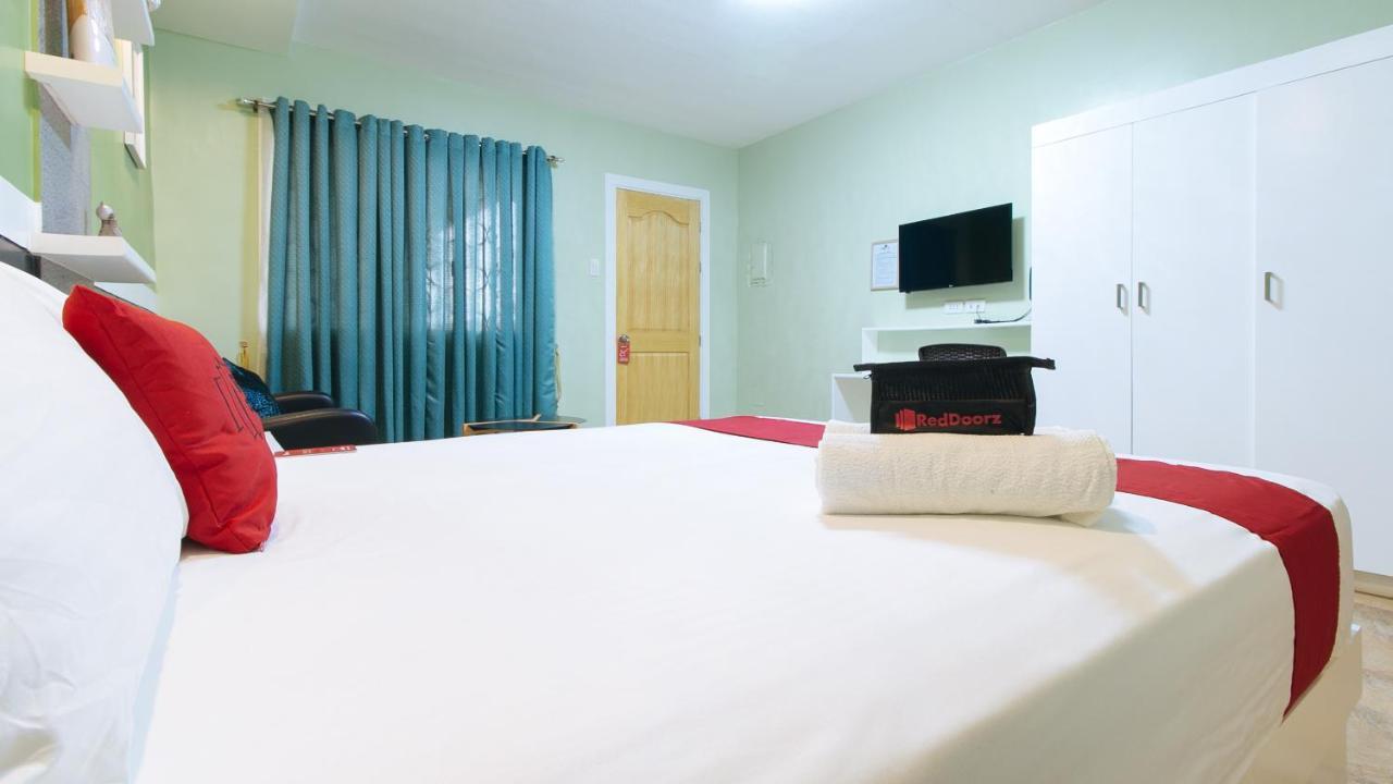 Reddoorz Plus Near Lapasan Plaza كاجايان دي أورو المظهر الخارجي الصورة