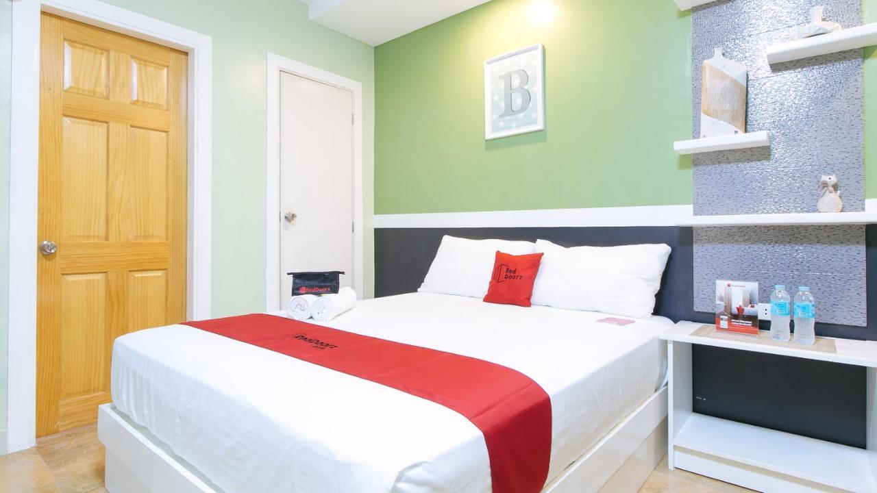 Reddoorz Plus Near Lapasan Plaza كاجايان دي أورو المظهر الخارجي الصورة