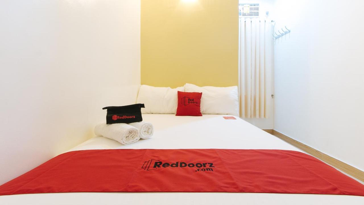 Reddoorz Plus Near Lapasan Plaza كاجايان دي أورو المظهر الخارجي الصورة